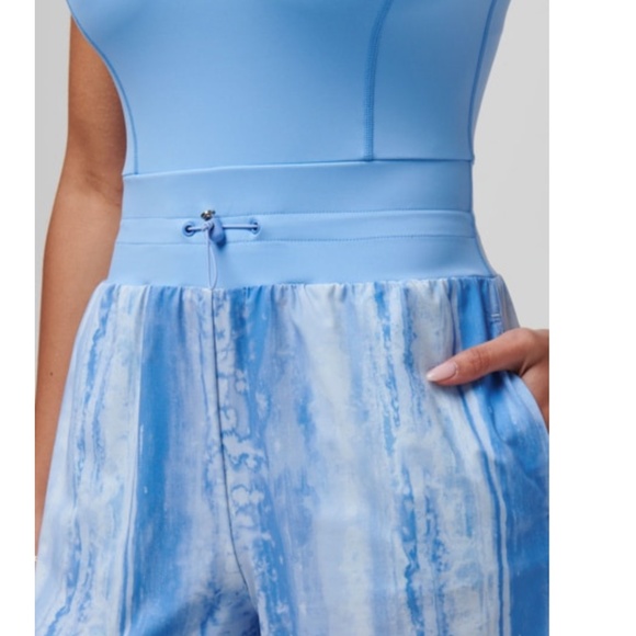 Travis Mathew Dawn Glow Tank Romper Cornflower Blue New Size Small - Picture 3 of 3